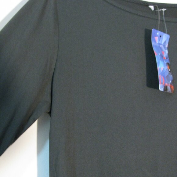 * Dmnzns Dark Gray Top Medium NWT Athletic Yoga Crop - Picture 3 of 3